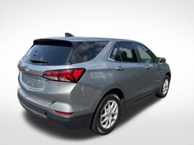 2024 Chevrolet Equinox LT photo 4