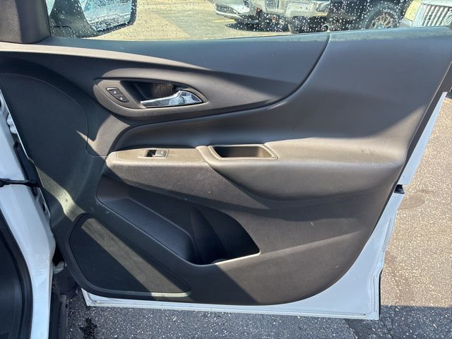 2023 CHEVROLET EQUINOX - Image 11