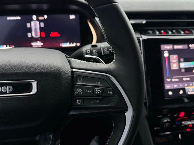 2023 JEEP GRAND CHEROKEE - Image 28