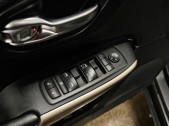 2017 JEEP CHEROKEE - Image 14