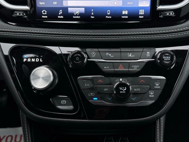 2025 CHRYSLER PACIFICA - Image 38