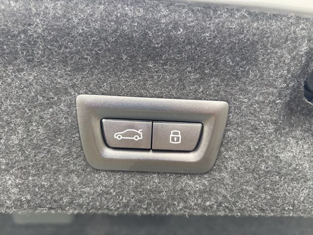 2025 BMW 430I - Image 8