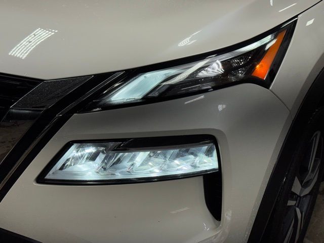 2023 NISSAN ROGUE - Image 2