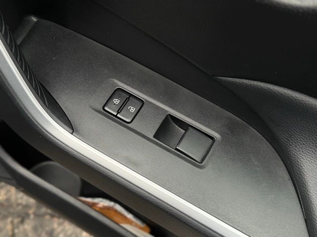 2024 TOYOTA RAV4 - Image 13