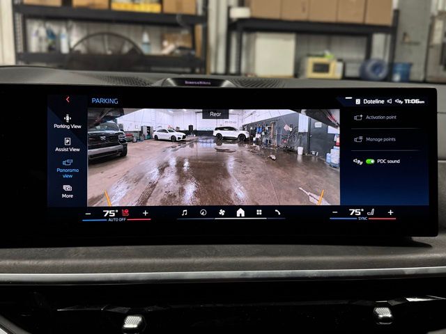 2024 BMW X7 - Image 43