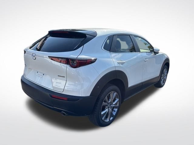 2022 Mazda CX-30 2.5 Select photo 4
