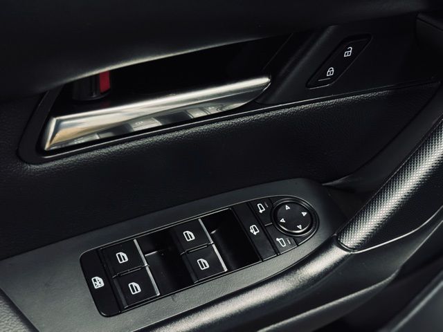 2025 MAZDA CX-50 - Image 14