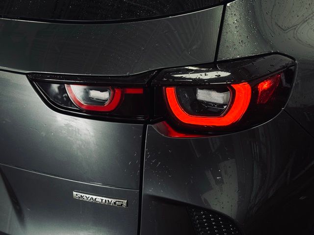 2025 MAZDA CX-50 - Image 7