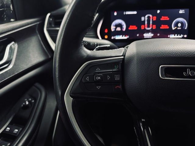 2022 JEEP GRAND CHEROKEE - Image 25