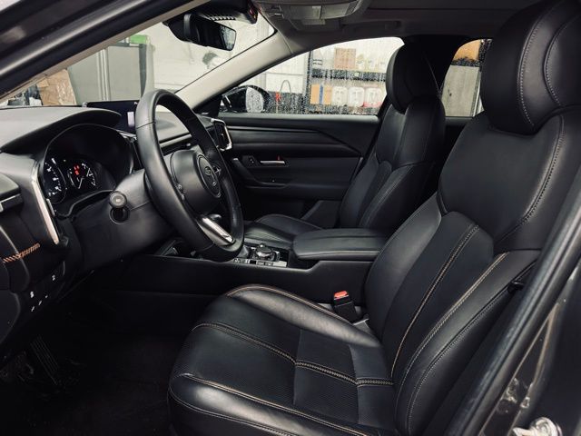 2025 MAZDA CX-50 - Image 17