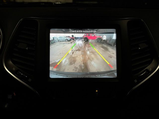 2022 JEEP CHEROKEE - Image 39