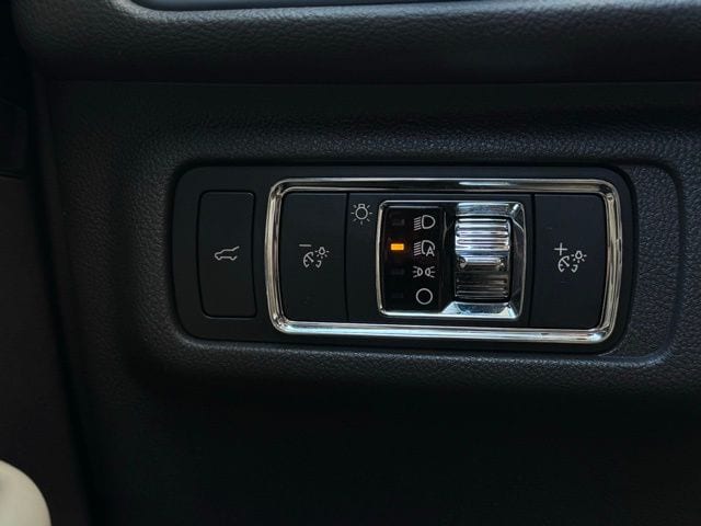 2022 LINCOLN CORSAIR - Image 33