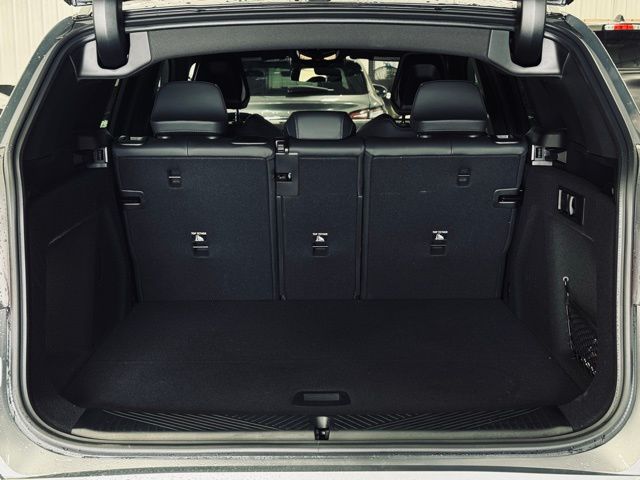 2026 BMW X3 - Image 9