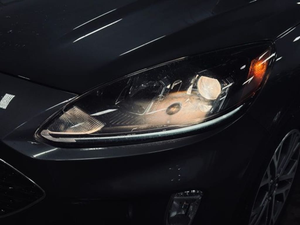 Used 2022 Ford Escape SEL SUV