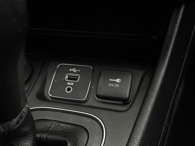 2021 JEEP CHEROKEE - Image 34