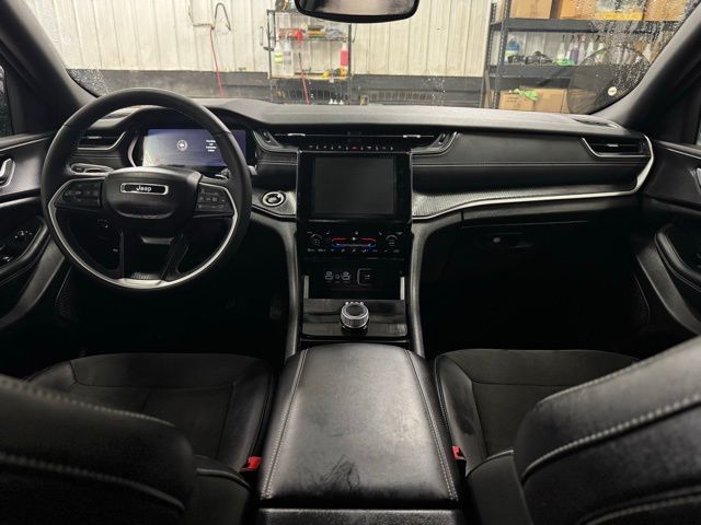 2023 JEEP GRAND CHEROKEE - Image 22