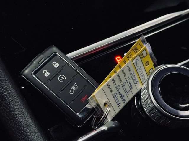 2025 JEEP GRAND CHEROKEE - Image 36