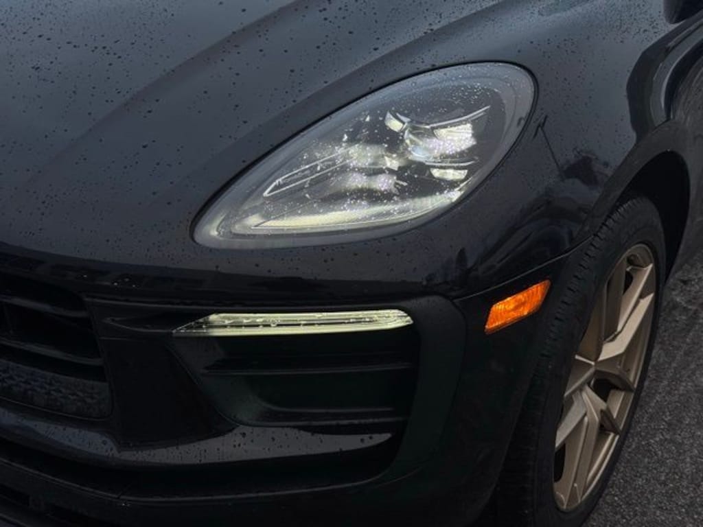 Used 2024 Porsche Macan SUV