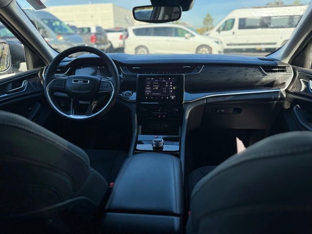 2023 JEEP GRAND CHEROKEE - Image 22