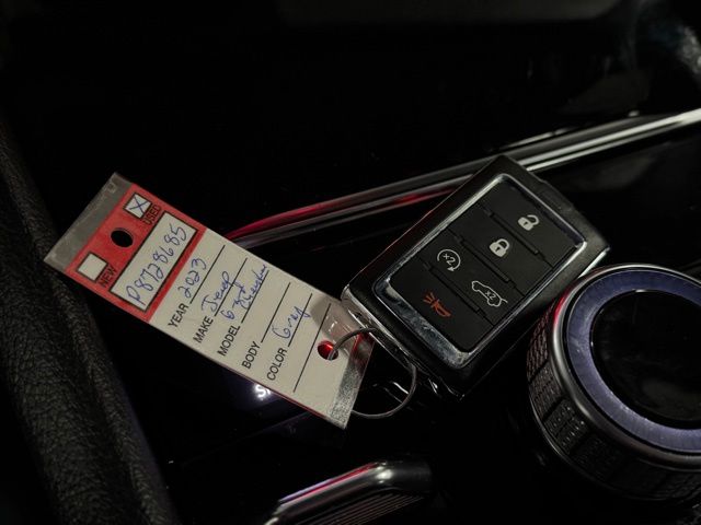 2023 JEEP GRAND CHEROKEE L - Image 42