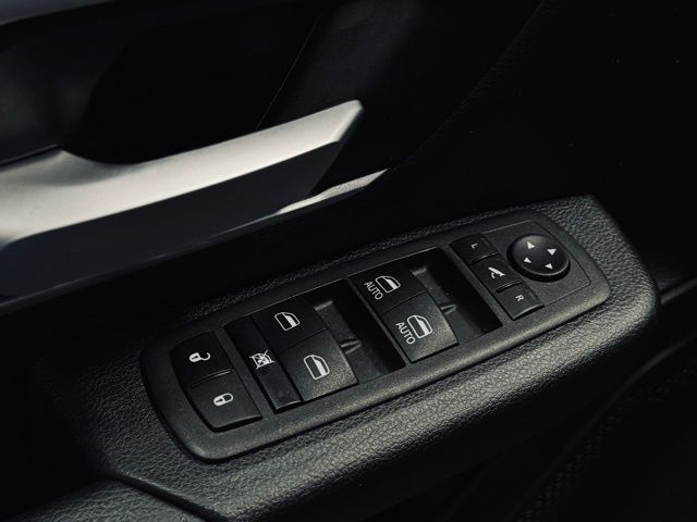 2023 RAM 1500 - Image 11