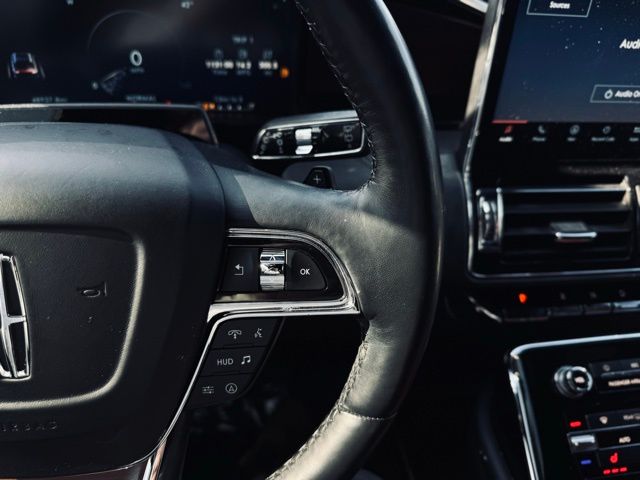 2022 LINCOLN NAVIGATOR - Image 33