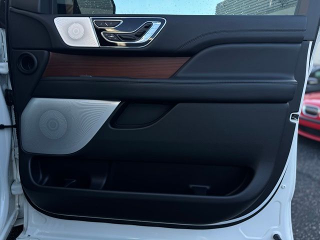2022 LINCOLN NAVIGATOR - Image 15
