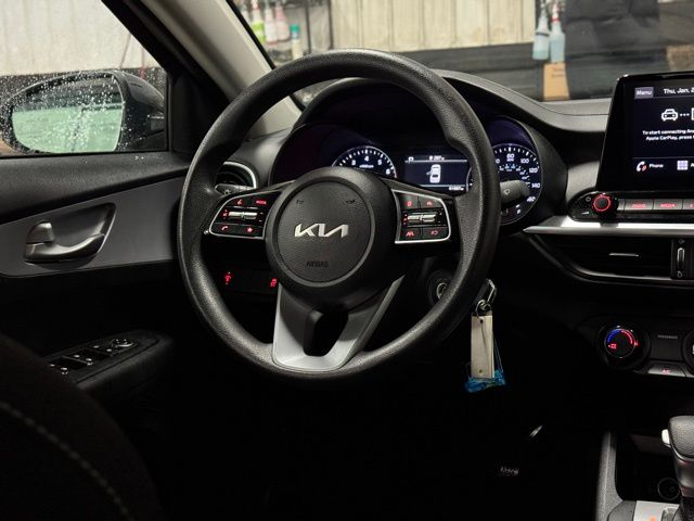2024 KIA FORTE - Image 20