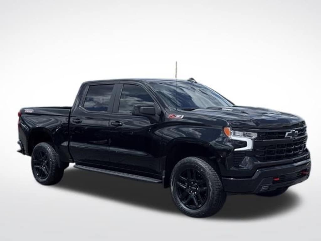 Used 2025 Chevrolet Silverado 1500 LT Trail Boss Truck Crew Cab