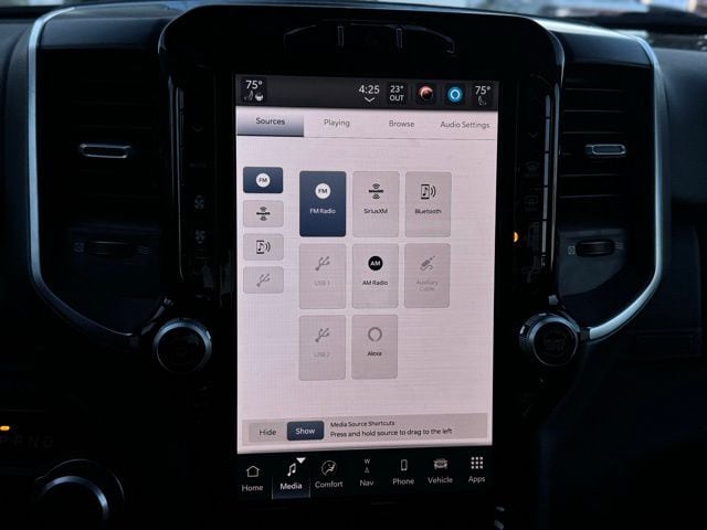 2024 RAM 1500 - Image 32