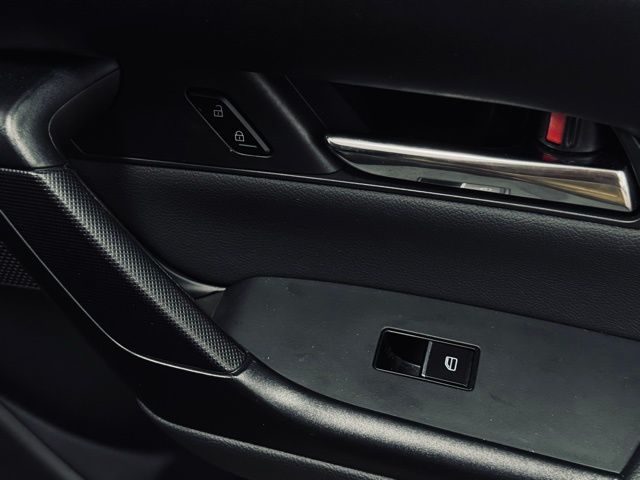 2025 MAZDA CX-50 - Image 16