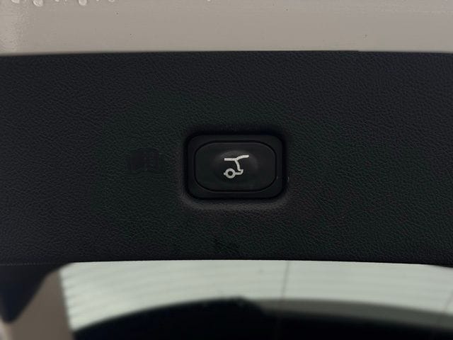 2022 LINCOLN NAUTILUS - Image 12