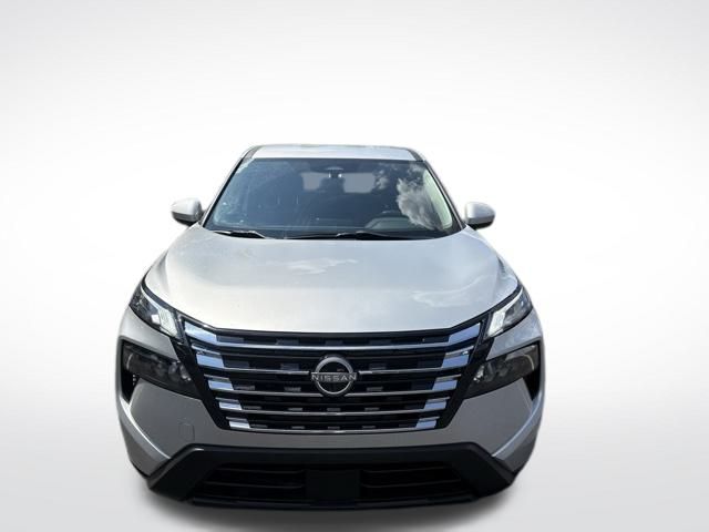 2024 Nissan Rogue SV AWD photo 2