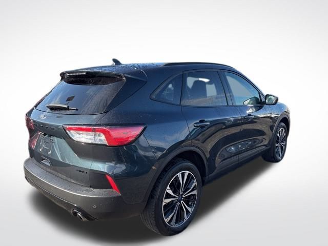 2022 Ford Escape SEL photo 4