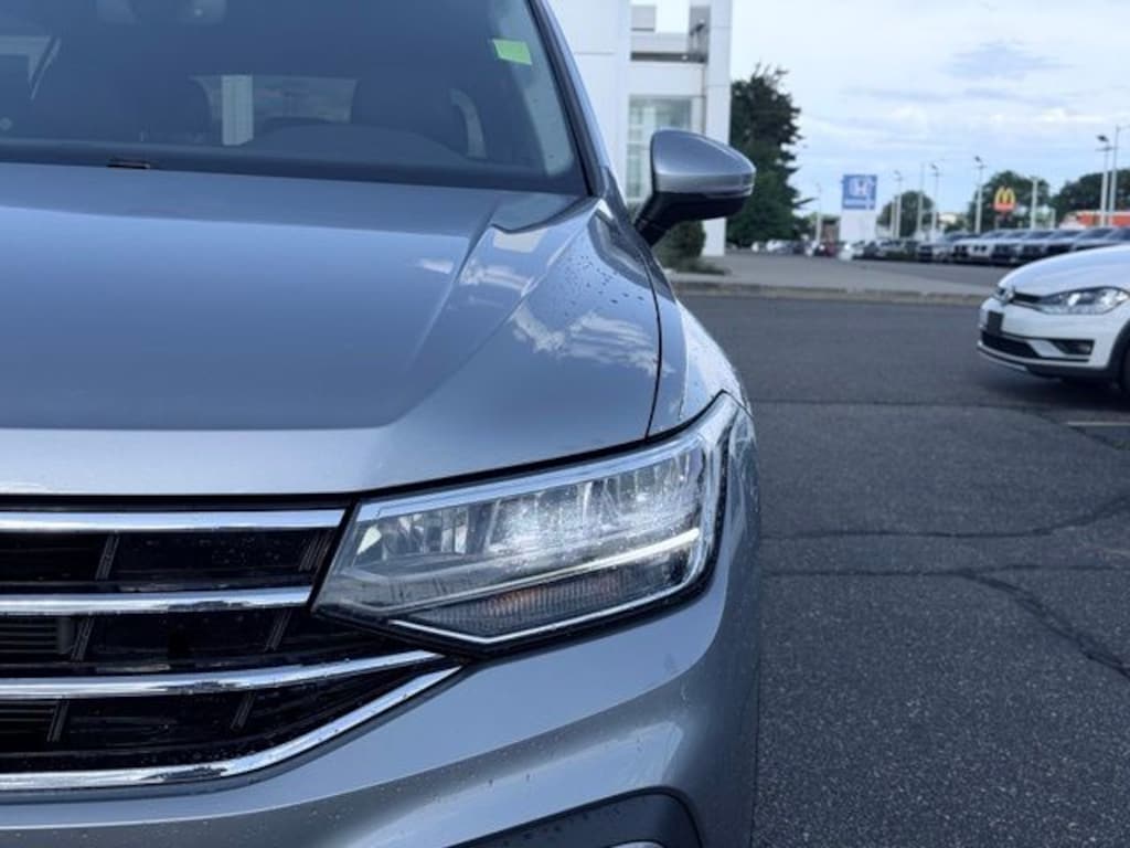 Used 2024 Volkswagen Tiguan 2.0T SE SUV