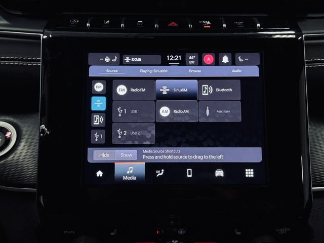 2023 JEEP GRAND CHEROKEE - Image 32