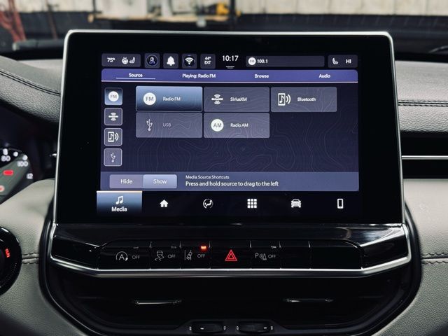 2025 JEEP COMPASS - Image 32