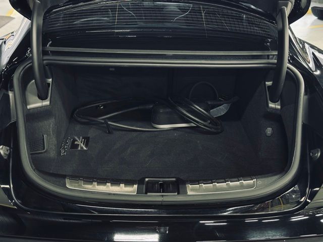 2020 PORSCHE TAYCAN - Image 11