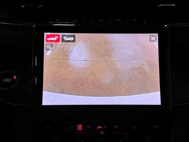 2025 JEEP GRAND CHEROKEE - Image 37