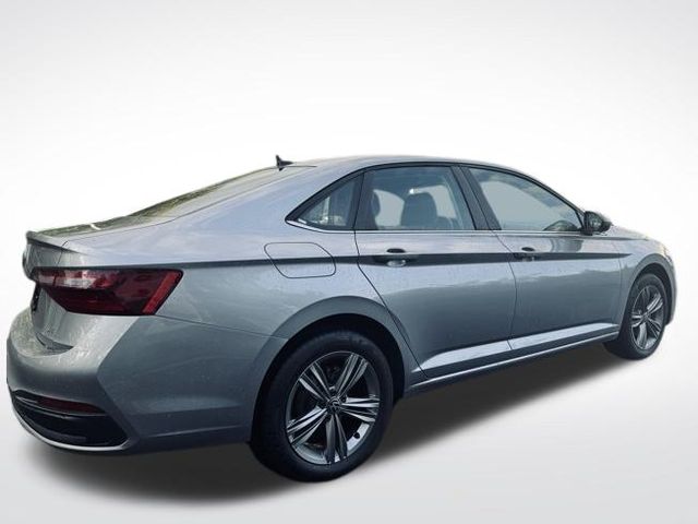 2024 Volkswagen Jetta 1.5T SE photo 4