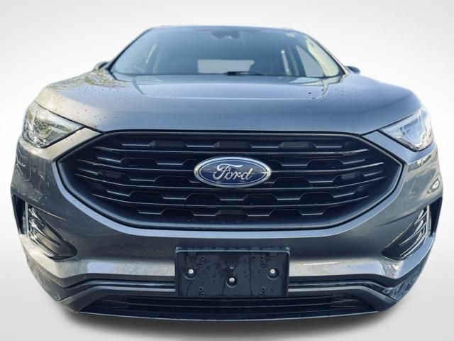 2023 Ford Edge SEL photo 2