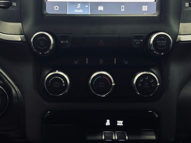 2023 RAM 1500 - Image 22