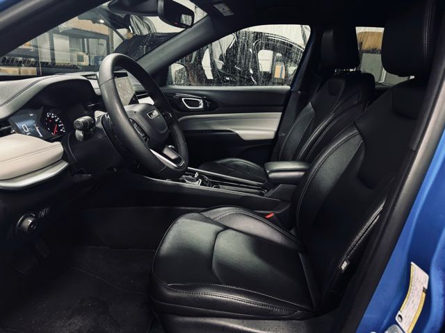 2025 JEEP COMPASS - Image 15