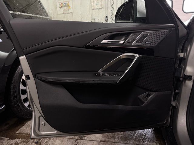 2023 BMW X1 - Image 12