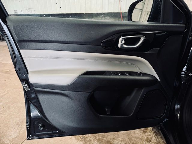 2022 JEEP COMPASS - Image 14