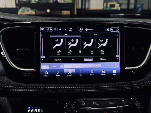 2025 CHRYSLER PACIFICA - Image 42