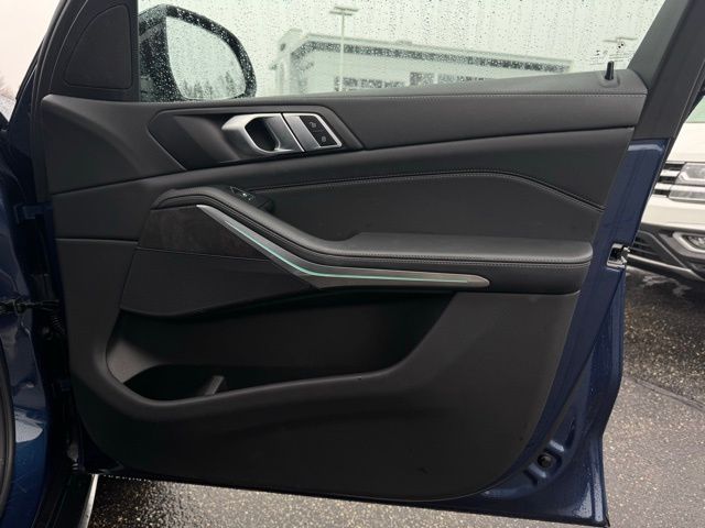 2023 BMW X5 - Image 17