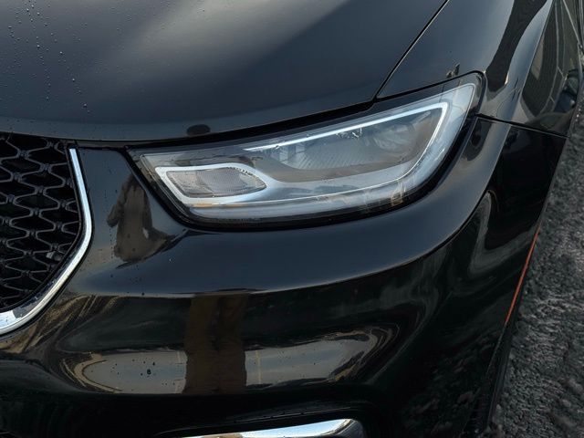 2023 CHRYSLER PACIFICA - Image 2