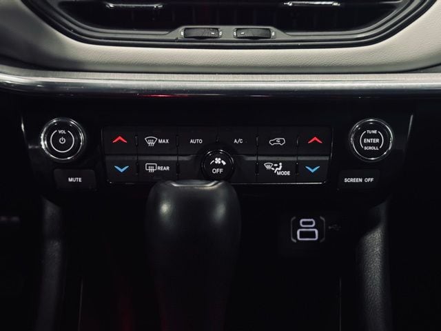 2022 JEEP COMPASS - Image 30