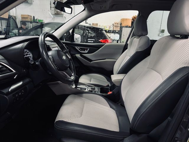 2022 SUBARU FORESTER - Image 17